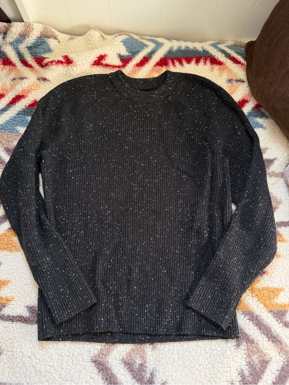 Abercrombie & Fitch Black Flecked Crewneck Sweater